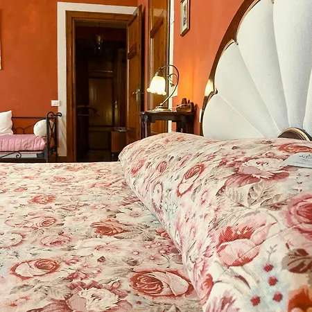 Marta Bed & Breakfast 2*