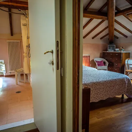 Marta Bed & Breakfast 2*